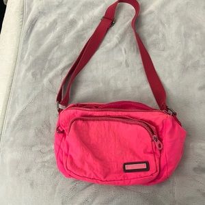 Cute little sports bag pink fits shoes , 3 pairs of close and socks